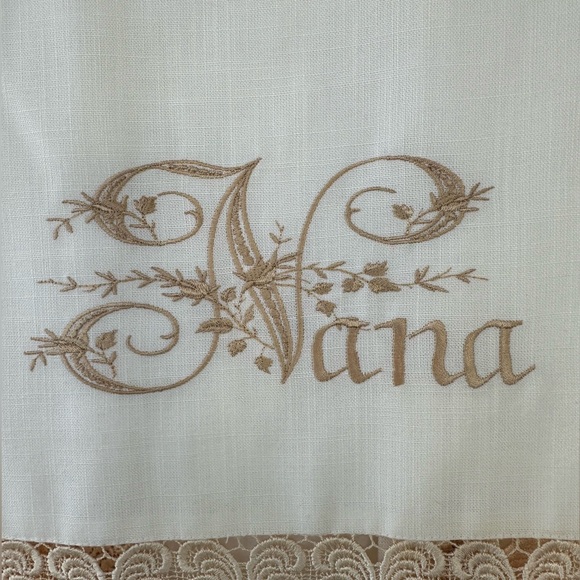 Nana Hand Towel Embroidered Linen Lace Cottage Chic 36” X 17 1/2 Handmade - Picture 2 of 6